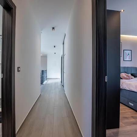 Schoenes Ziganto Vakantiehuis Poljane